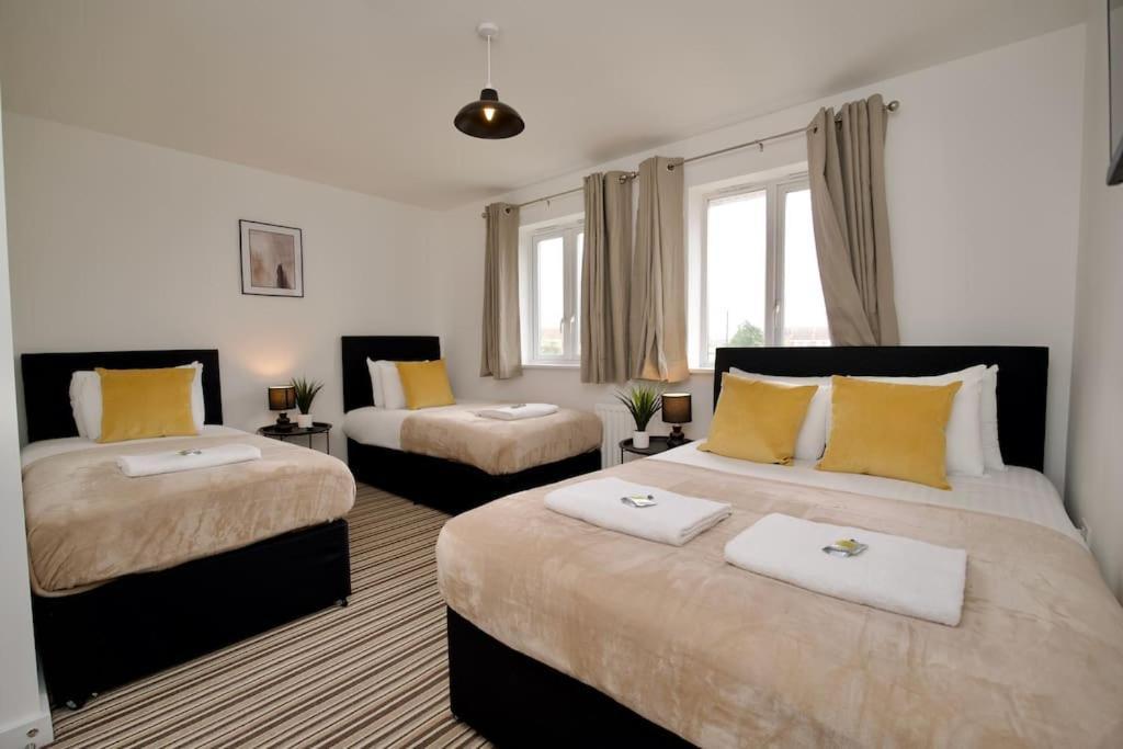 Highley'S Nest - Fully Furnished Gem, Free Private Parking, Sky Tv & Netflix Villa Coventry Exterior photo